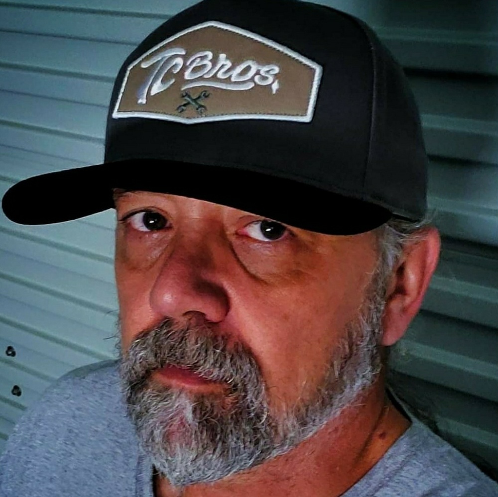 Meet your Posher, Tom